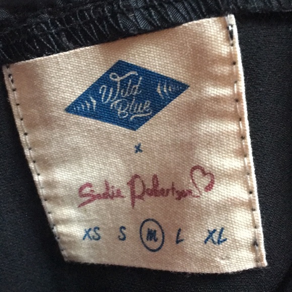 Dress - Picture 1 of 6